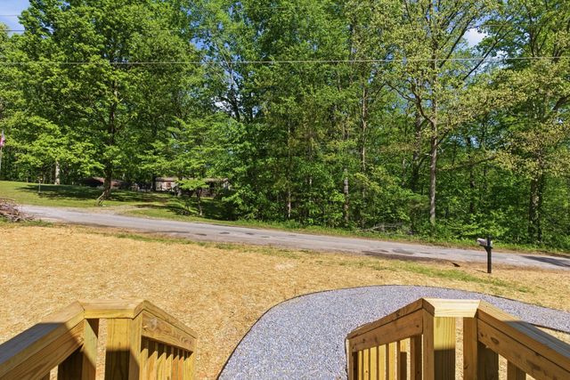 3622 Indian Hill Rd, Nunnelly, TN 37137