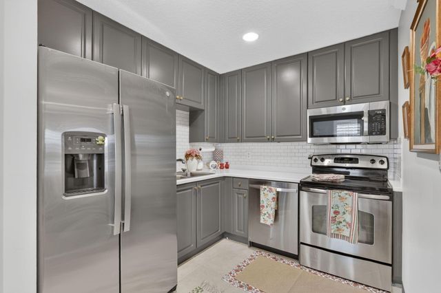 10542 SW Westlawn Boulevard, Port St. Lucie, Port St Lucie, FL 34987