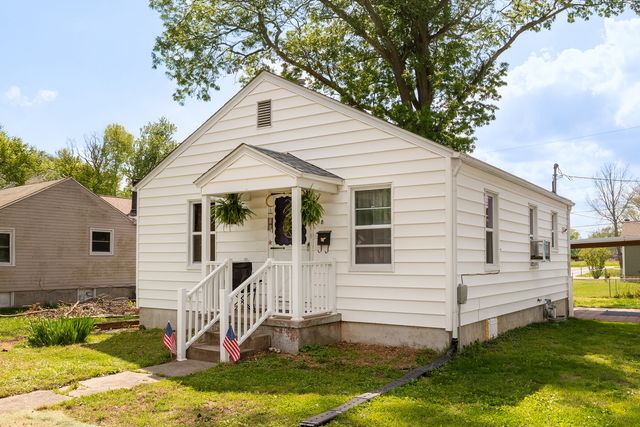 318 S 3rd Street, Marion, IL 62959