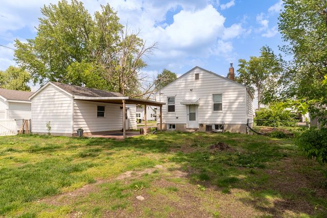 318 S 3rd Street, Marion, IL 62959