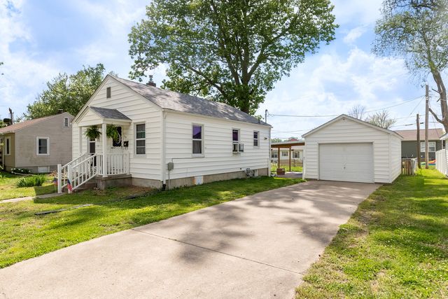 318 S 3rd Street, Marion, IL 62959