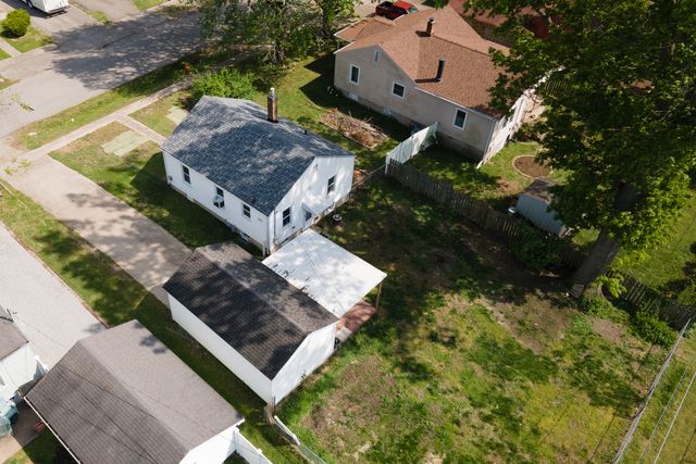 318 S 3rd Street, Marion, IL 62959