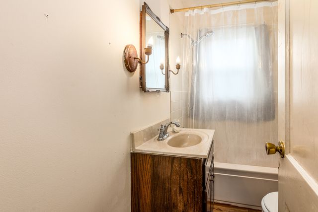 318 S 3rd Street, Marion, IL 62959