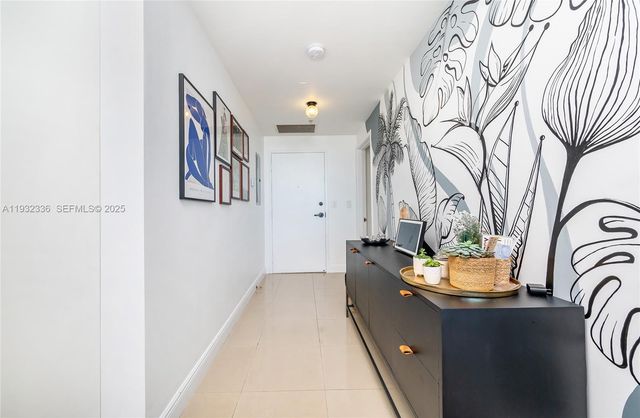 3470 E Coast Ave H0704, Miami, FL 33137