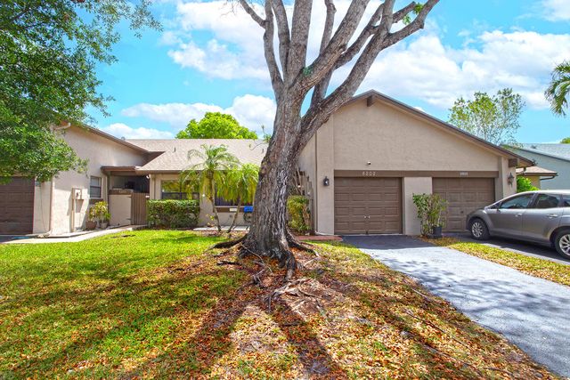 8202 NW 100th Drive, Tamarac, FL 33321
