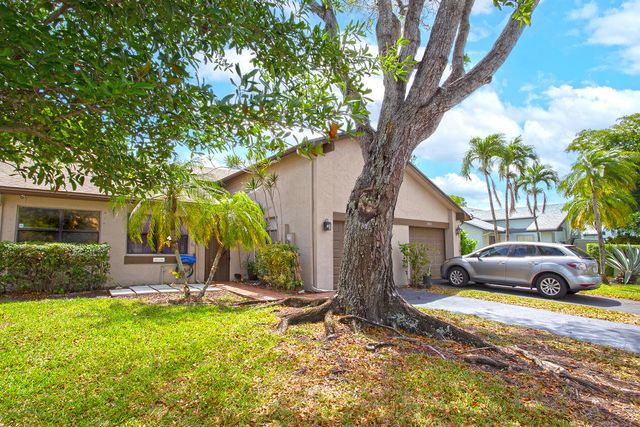 8202 NW 100th Drive, Tamarac, FL 33321