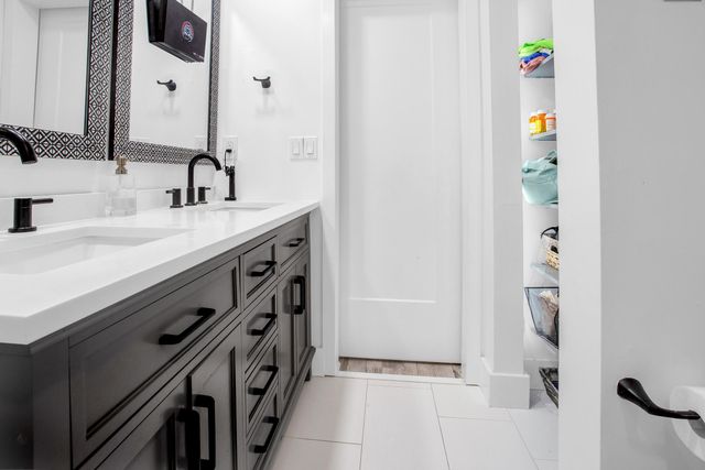 8202 NW 100th Drive, Tamarac, FL 33321