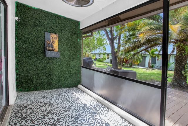 8202 NW 100th Drive, Tamarac, FL 33321