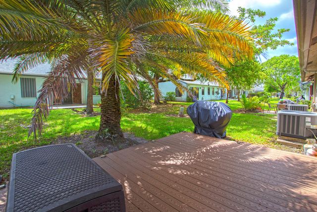 8202 NW 100th Drive, Tamarac, FL 33321