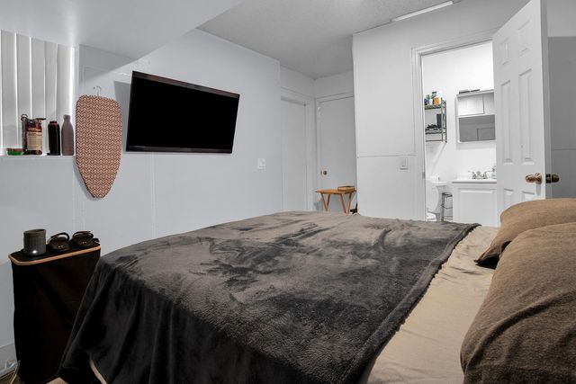 8202 NW 100th Drive, Tamarac, FL 33321