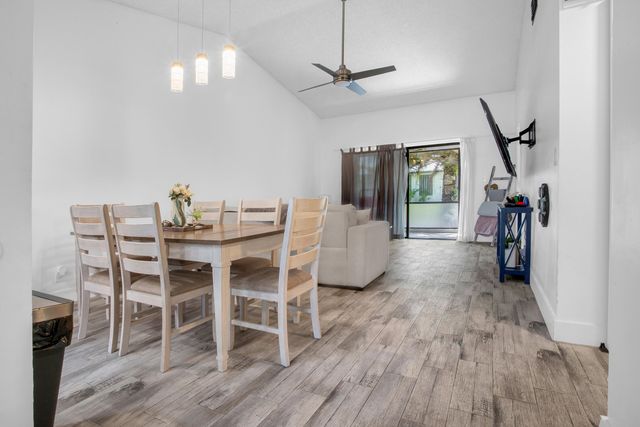 8202 NW 100th Drive, Tamarac, FL 33321