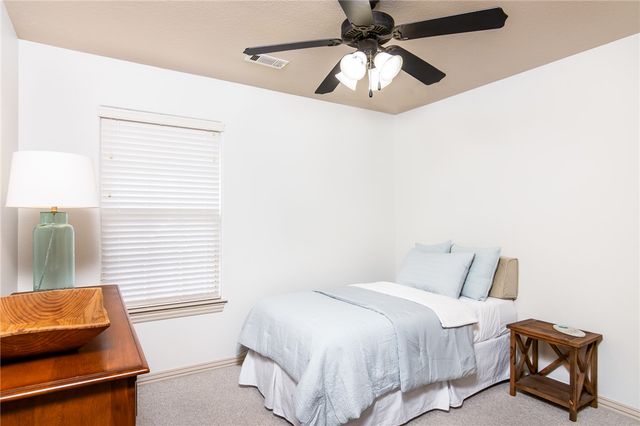 215 Dawn Drive, Centerton, AR 72719