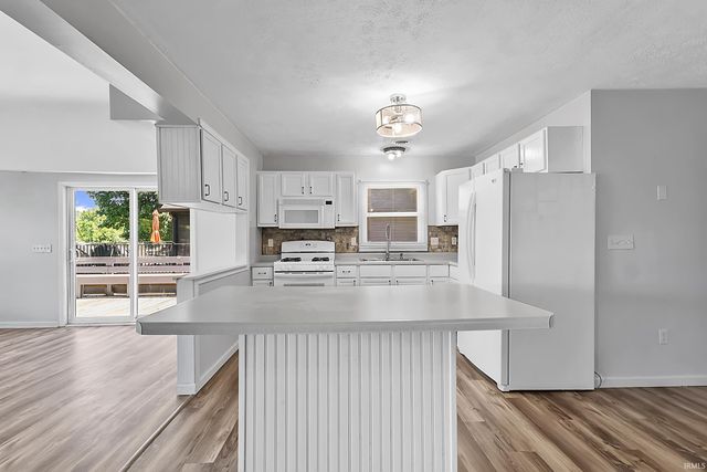 3387 E Stahl Road, Monon, IN 47959