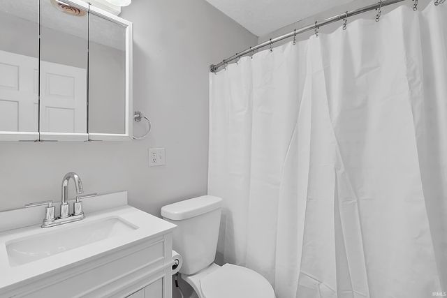 3387 E Stahl Road, Monon, IN 47959
