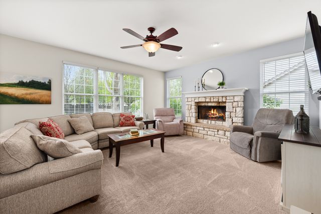 620 Northgate Drive, Sycamore, IL 60178