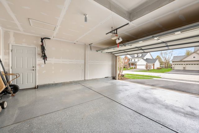 620 Northgate Drive, Sycamore, IL 60178