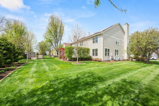 620 Northgate Drive, Sycamore, IL 60178