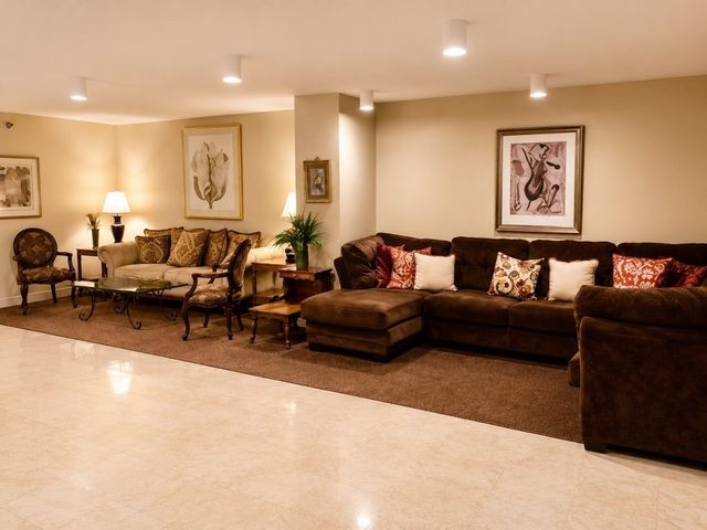 40 Village Rd 108A, Middleton, MA 01949