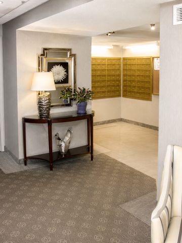 40 Village Rd 108A, Middleton, MA 01949