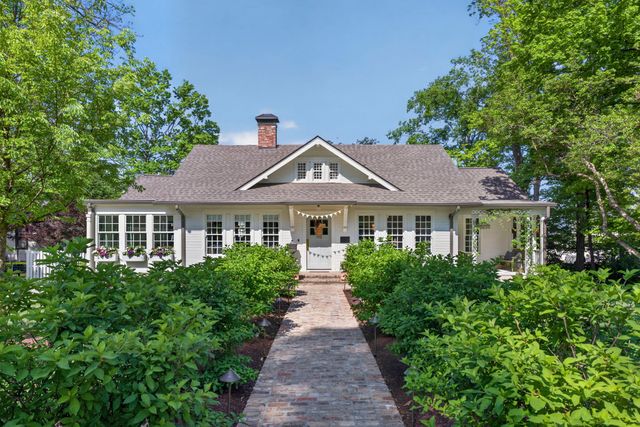 112 Lewisburg Ave, Franklin, TN 37064