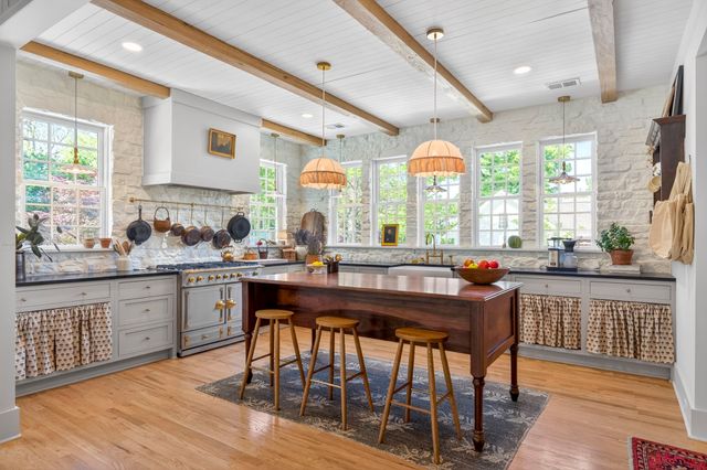 112 Lewisburg Ave, Franklin, TN 37064