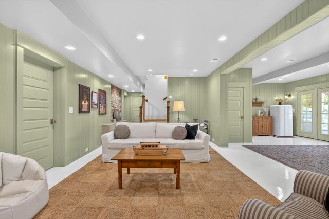 112 Lewisburg Ave, Franklin, TN 37064