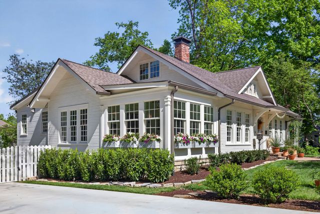 112 Lewisburg Ave, Franklin, TN 37064