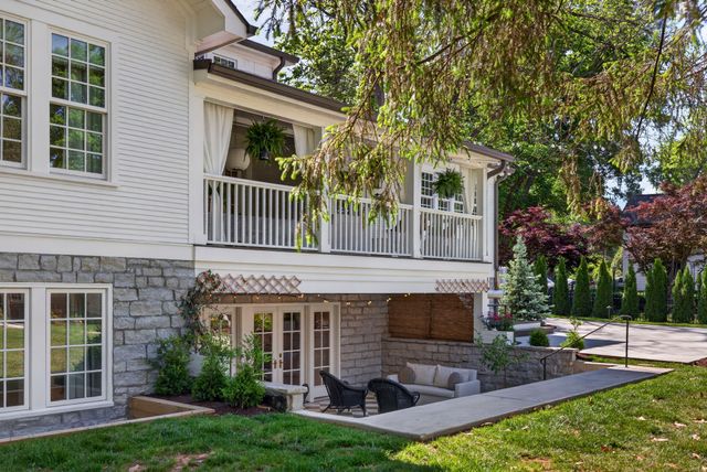112 Lewisburg Ave, Franklin, TN 37064