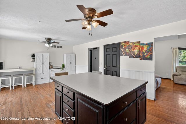 7042 Rossman Highway, Eaton Rapids, MI 48827