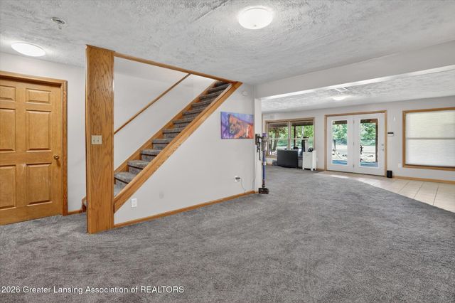 7042 Rossman Highway, Eaton Rapids, MI 48827