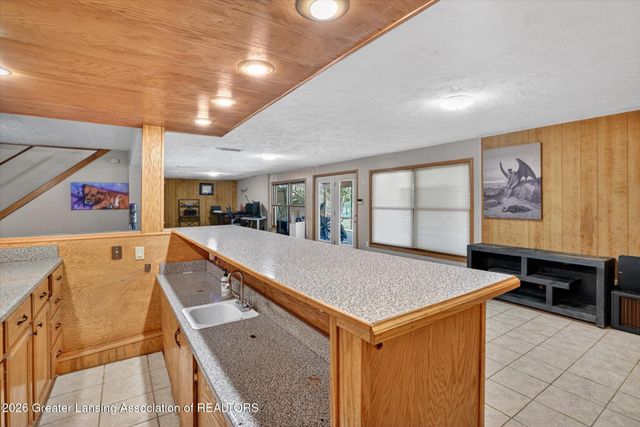 7042 Rossman Highway, Eaton Rapids, MI 48827