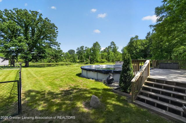 7042 Rossman Highway, Eaton Rapids, MI 48827
