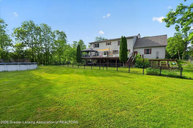 7042 Rossman Highway, Eaton Rapids, MI 48827