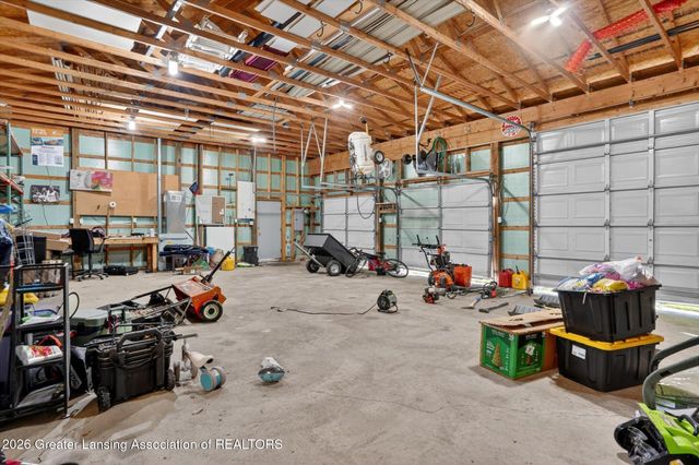 7042 Rossman Highway, Eaton Rapids, MI 48827