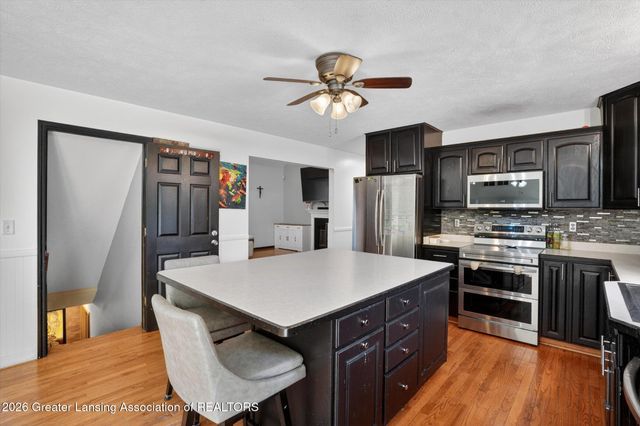 7042 Rossman Highway, Eaton Rapids, MI 48827