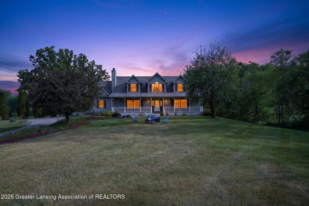 7042 Rossman Highway, Eaton Rapids, MI 48827