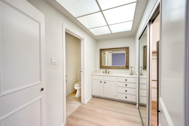 11711 Memorial Dr Drive 573, Houston, TX 77024