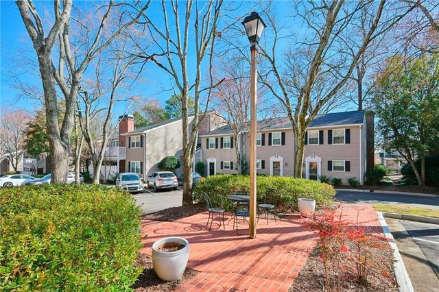 1750 Clairmont Road 21, Decatur, GA 30033