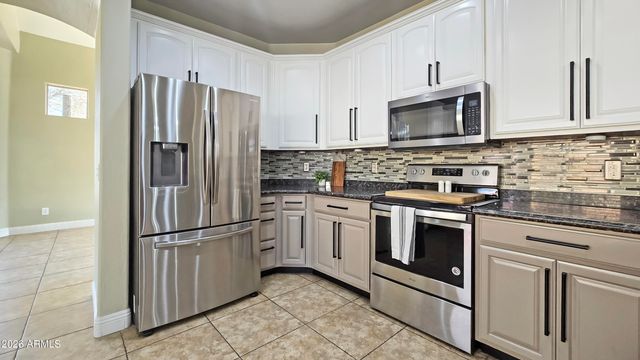 13888 W WILSHIRE Drive, Goodyear, AZ 85395