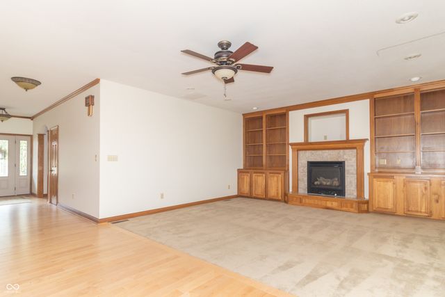 1336 Penny Lane, Greenfield, IN 46140