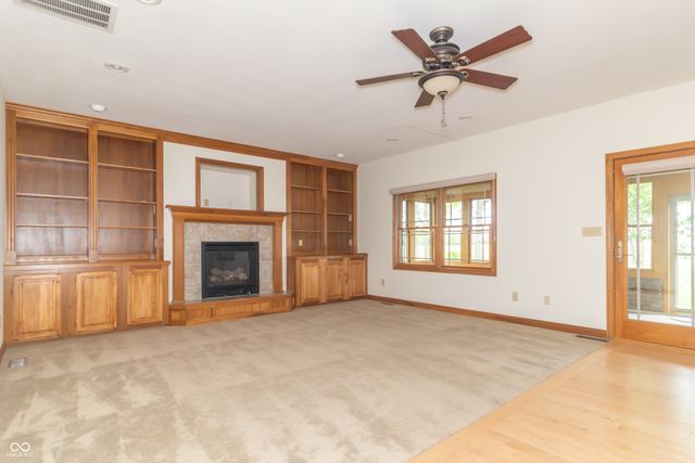 1336 Penny Lane, Greenfield, IN 46140