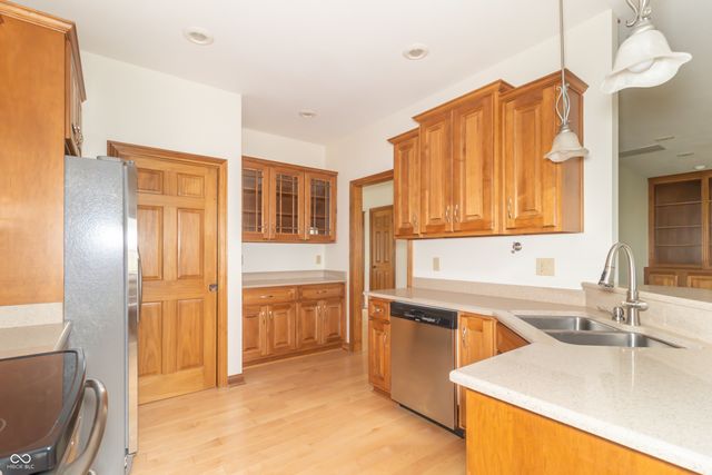 1336 Penny Lane, Greenfield, IN 46140