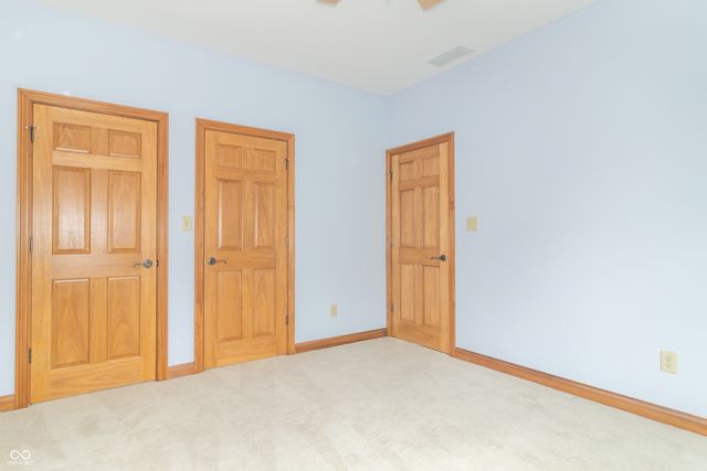 1336 Penny Lane, Greenfield, IN 46140