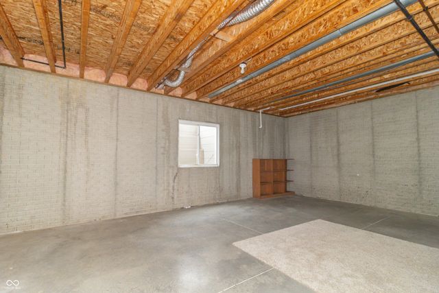1336 Penny Lane, Greenfield, IN 46140