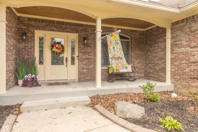 1336 Penny Lane, Greenfield, IN 46140