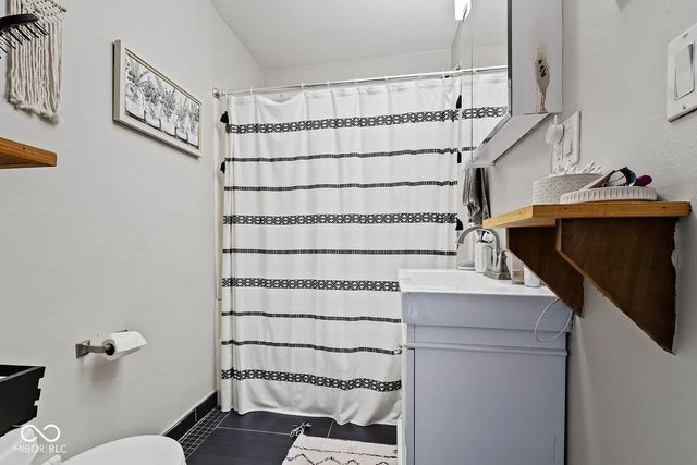 110 Douglas Street, Greenfield, IN 46140