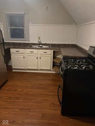 110 Douglas Street, Greenfield, IN 46140