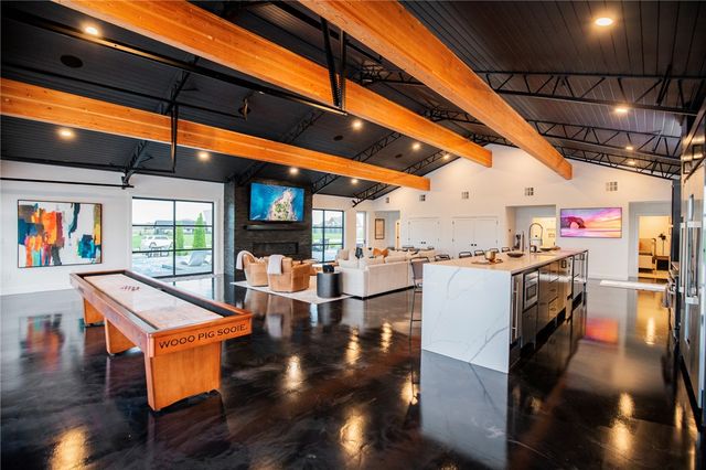 11390 Walters Road, Bentonville, AR 72712