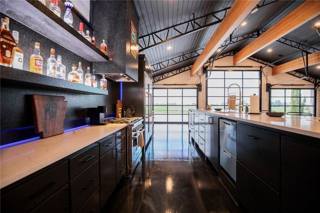 11390 Walters Road, Bentonville, AR 72712