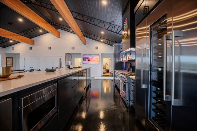 11390 Walters Road, Bentonville, AR 72712